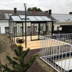 Gewächshaus R205H 8,61m² aus schwarzem Aluminium und Sicherheitsglas BLACKLINE – ACD